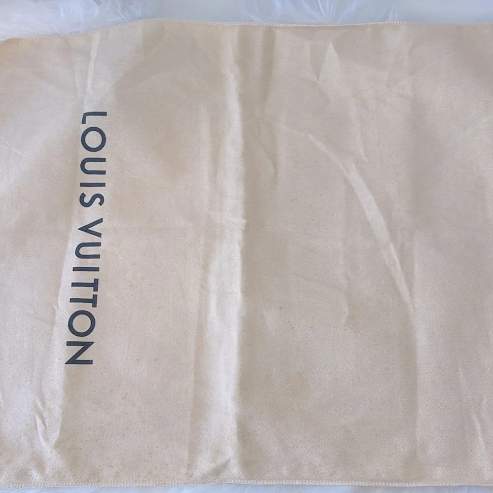 Louis Vuitton‎ Fold Over Dust Bag